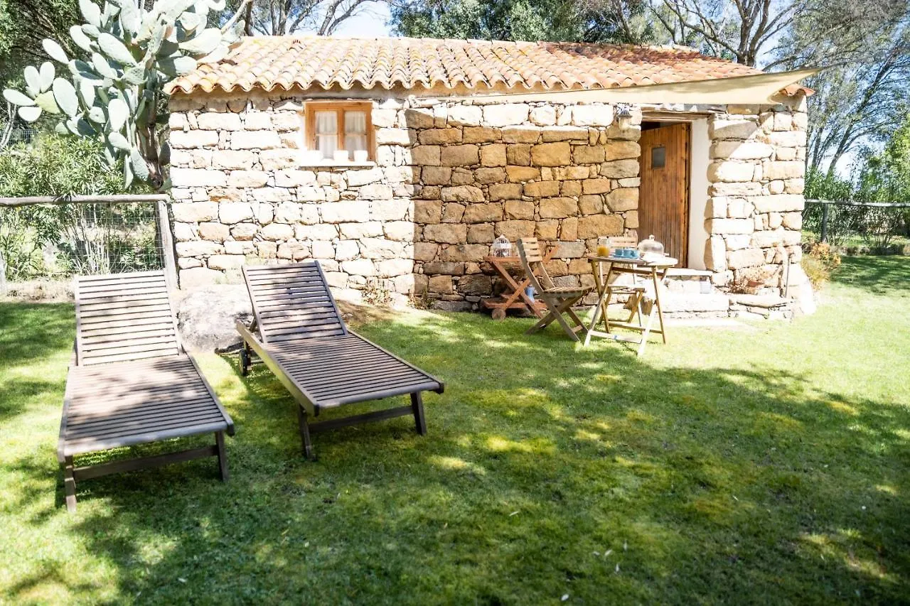 مزرعة للإقامة Agriturismo Sa Mendhula كوغنانا