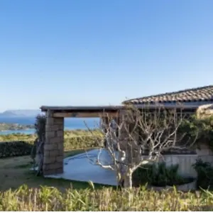Villa Cala Di Volpe, Abbiadori